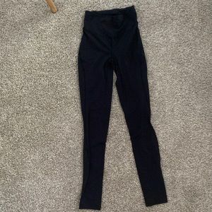 Black Lululemon leggings